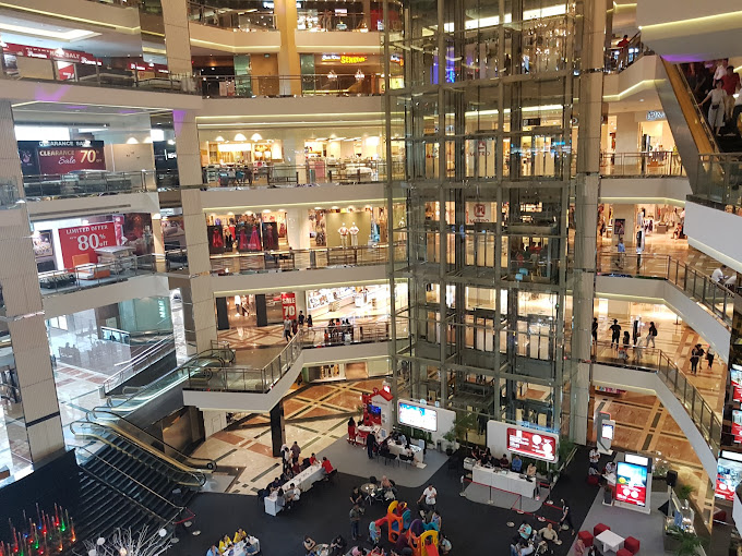 mall taman anggrek mall di jakarta barat